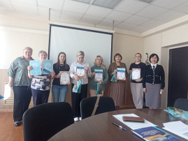 Республиканский дистанционный конкурс стихов собственного сочинения, посвящённый 80 – летию Дня Победы «Страницы Памяти» Республиканский дистанционный конкурс стихов собственного сочинения, посвящённый 80 – летию Дня Победы «Страницы Памяти».